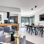 Vila Design M *