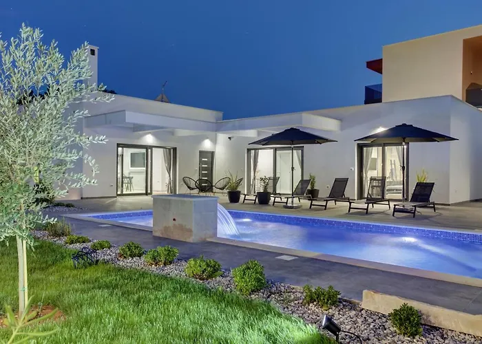 Design M Вилла *