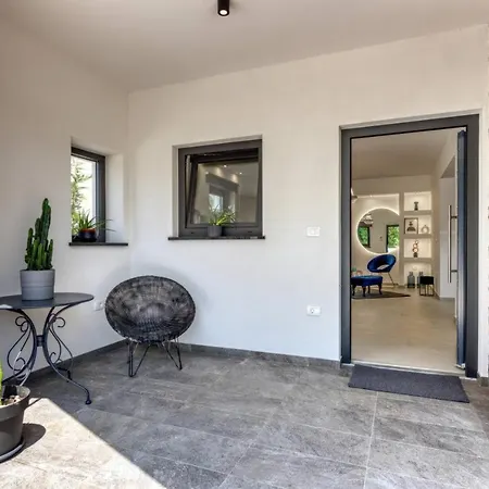Design M Villa