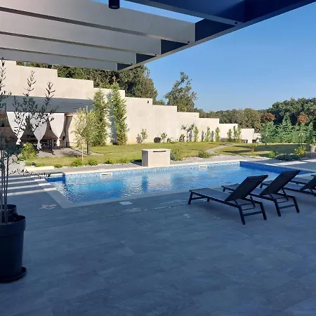 Design M Villa Pula